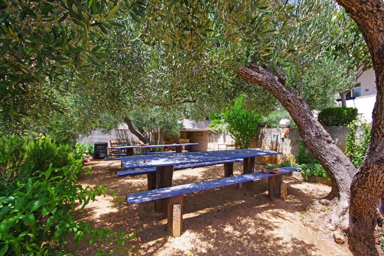 מאקרסקה Matanovi Dvori Md Apartments מראה חיצוני תמונה